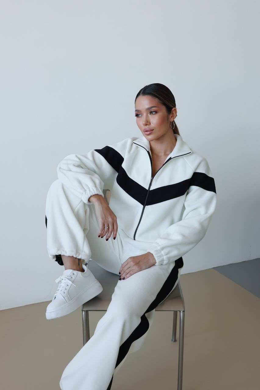 b09b67be-4639-11f0-8622-dee18ff4e8c0_2