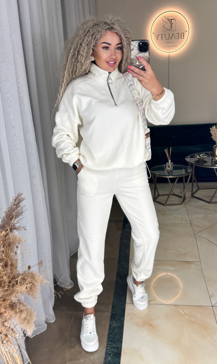 b337f9d3-8b25-11f0-8624-dee18ff4e8c0_1