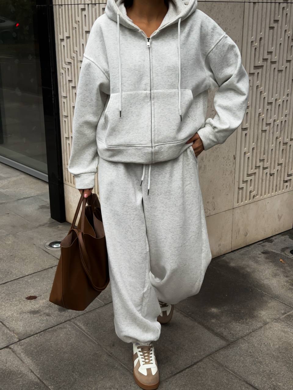 bcd11393-4b33-11f0-8622-dee18ff4e8c0_1