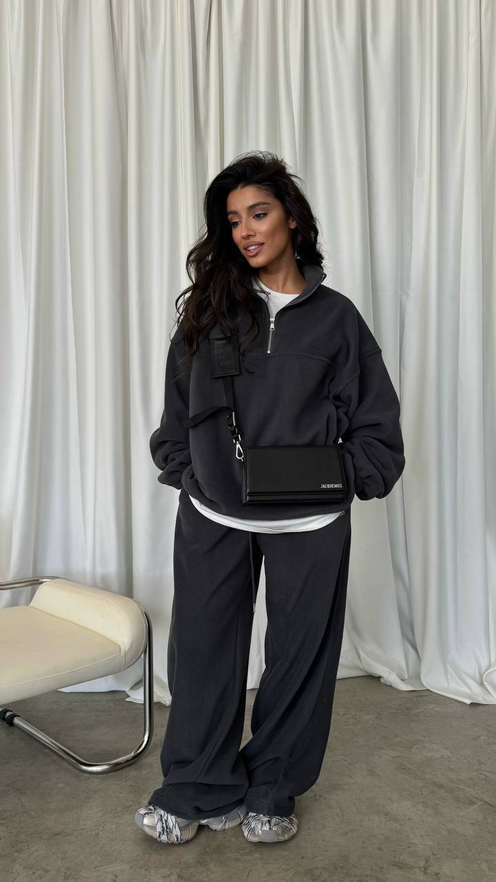 c09d2cc8-aac7-11f0-8624-dee18ff4e8c0_1