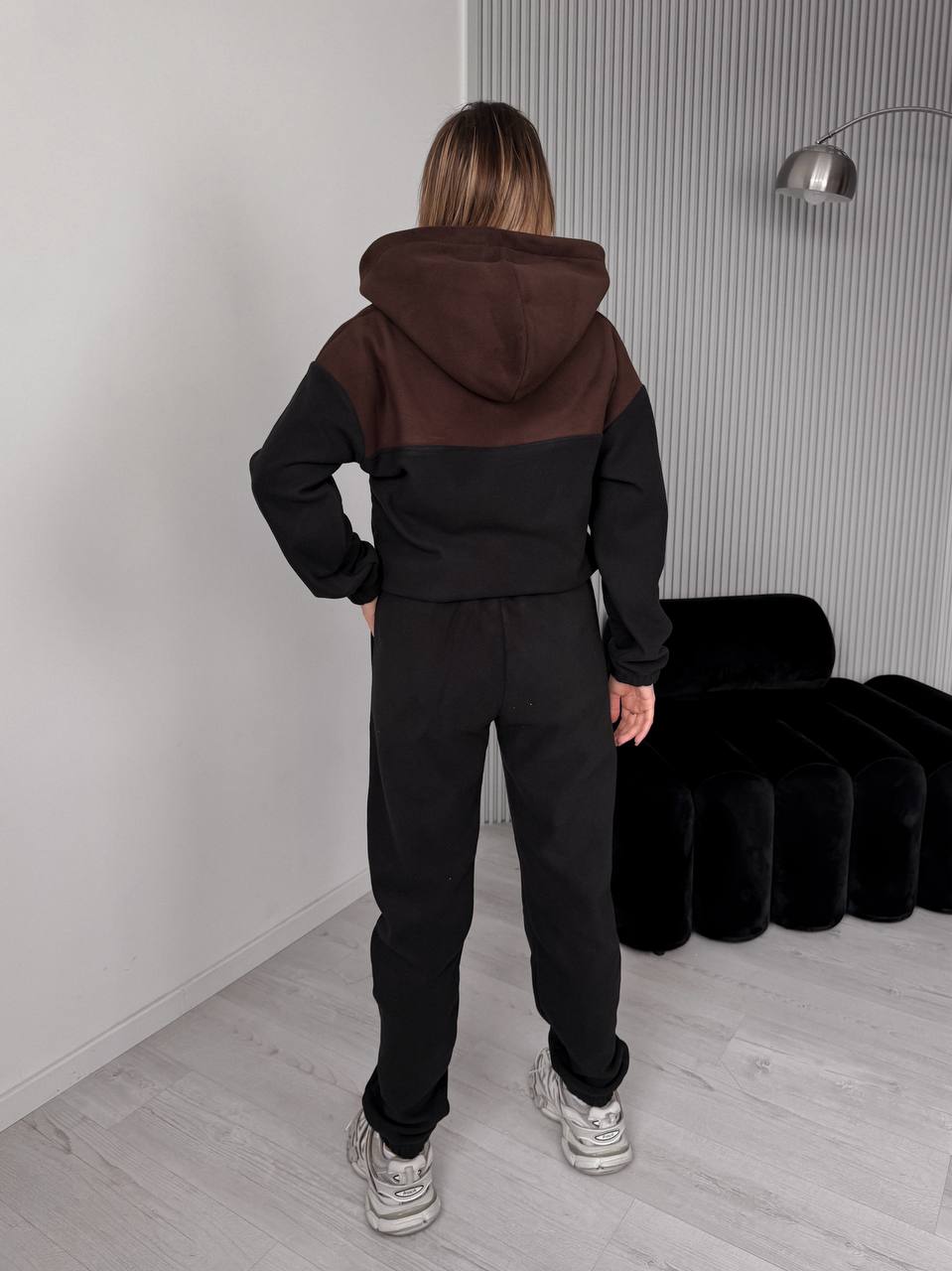 c92d8222-d29f-11f0-8624-dee18ff4e8c0_1