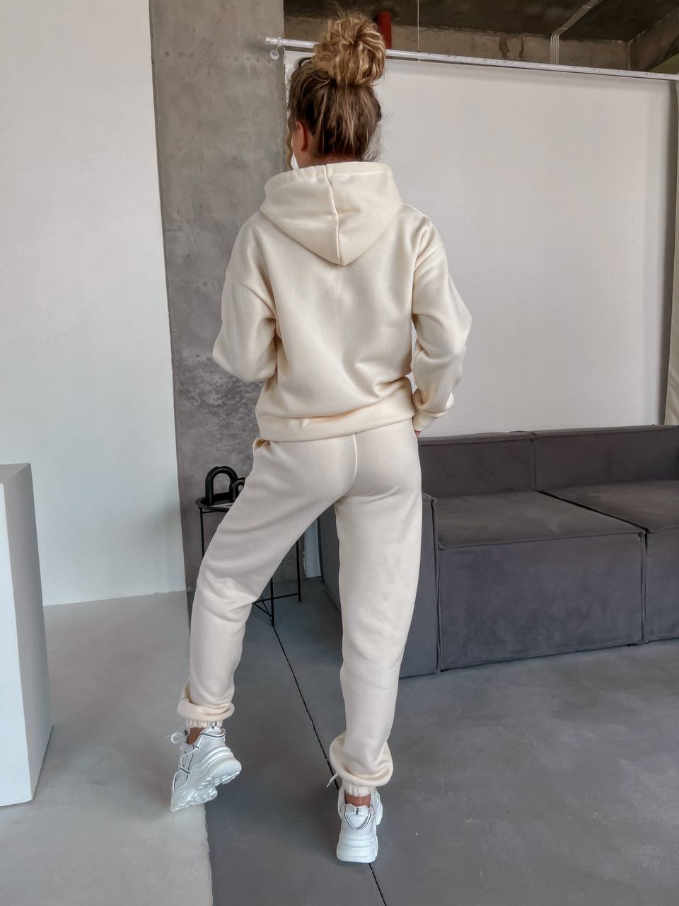 d1eda95f-bc04-11f0-8624-dee18ff4e8c0_1