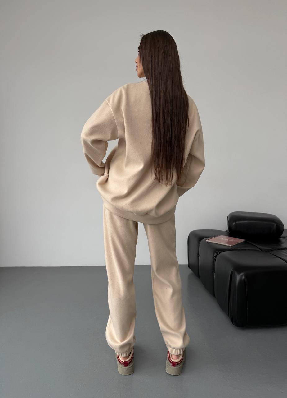 e1b5cff2-42aa-11f0-8622-dee18ff4e8c0_4