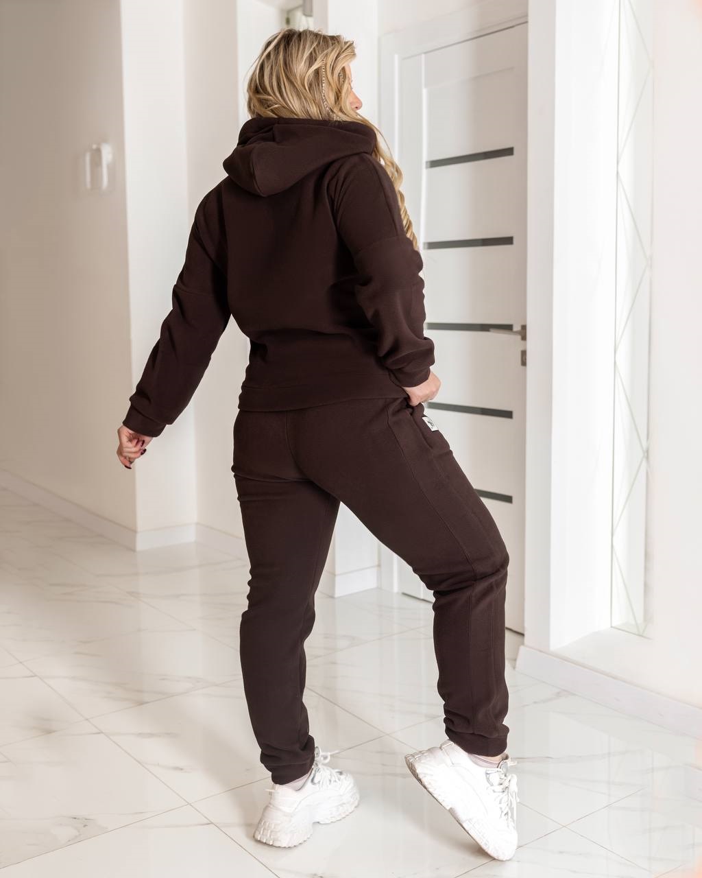 e1b89e7f-b76a-11f0-8624-dee18ff4e8c0_1