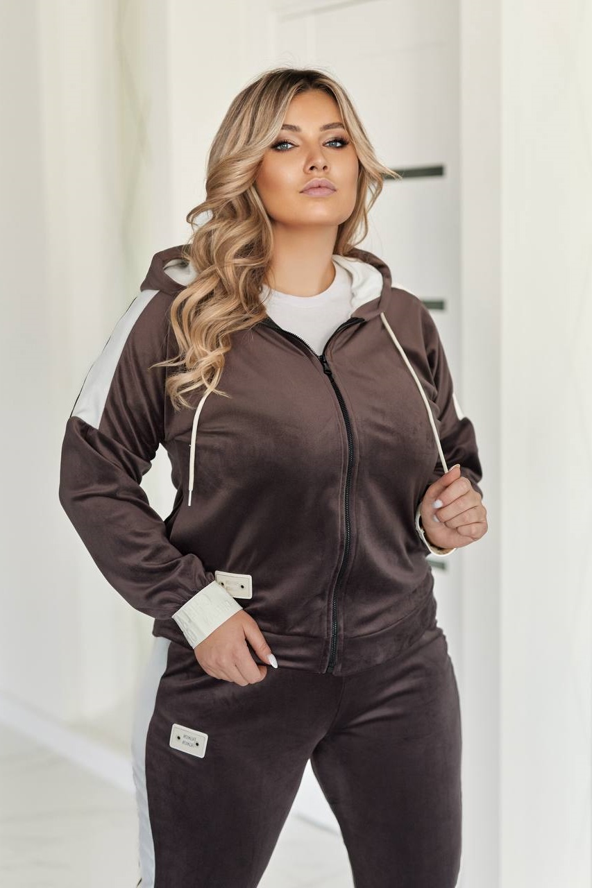 e811c388-867c-11f0-8624-dee18ff4e8c0_2