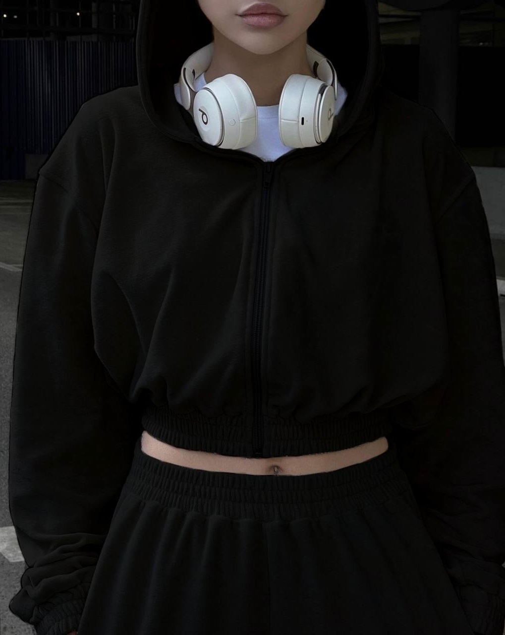 e826ac68-2250-11ee-ad01-166b0be12ee5_2