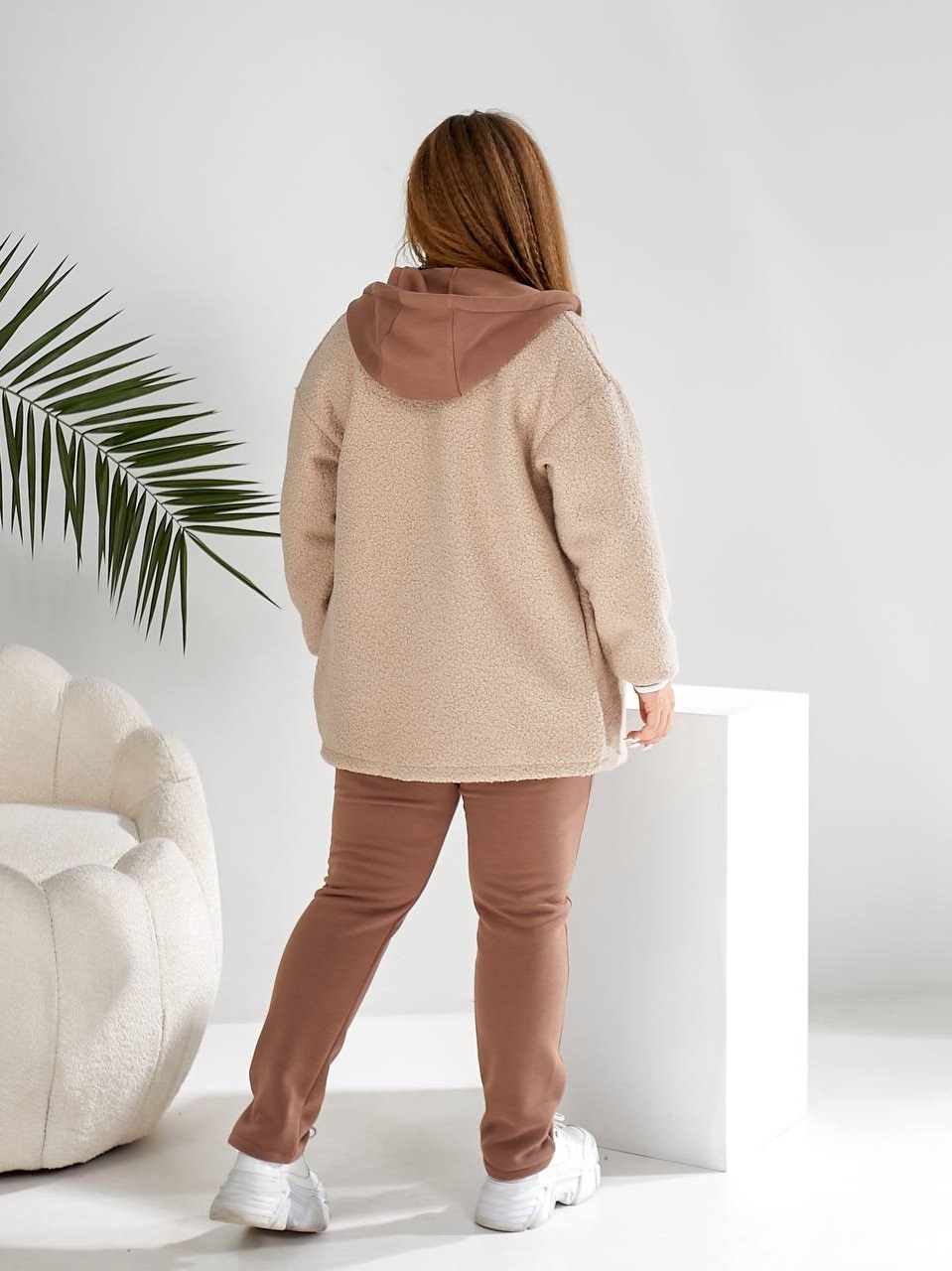 e8efb281-e52f-11ef-8621-dee18ff4e8c0_2