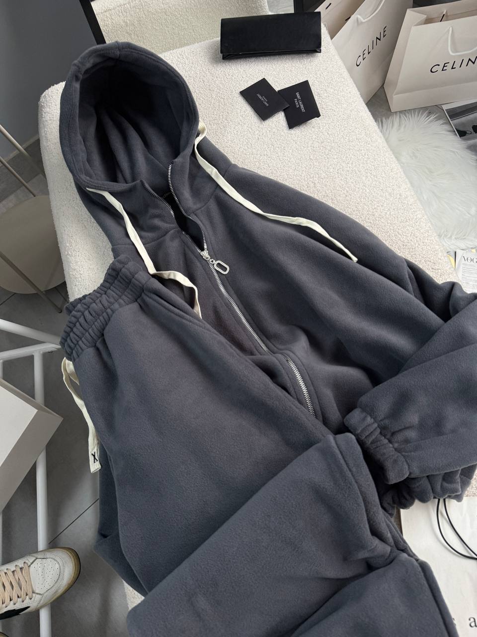 f02c3506-c302-11f0-8624-dee18ff4e8c0_1