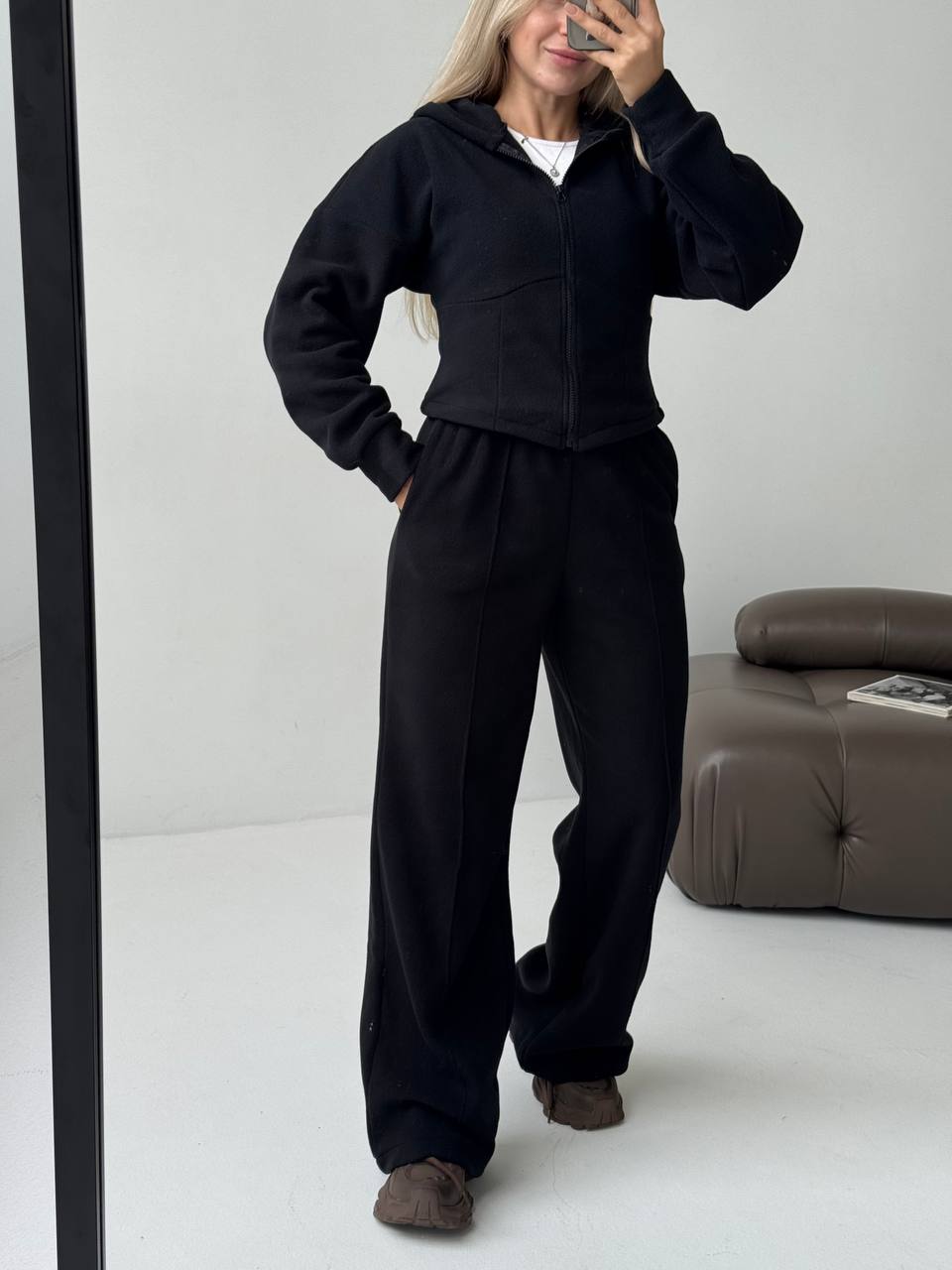 f3f29393-ba75-11f0-8624-dee18ff4e8c0_1