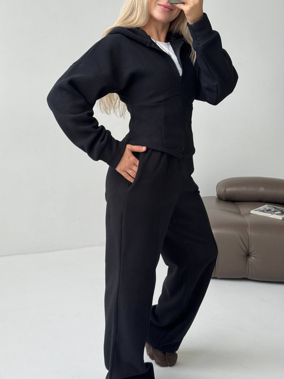 f3f29393-ba75-11f0-8624-dee18ff4e8c0_2