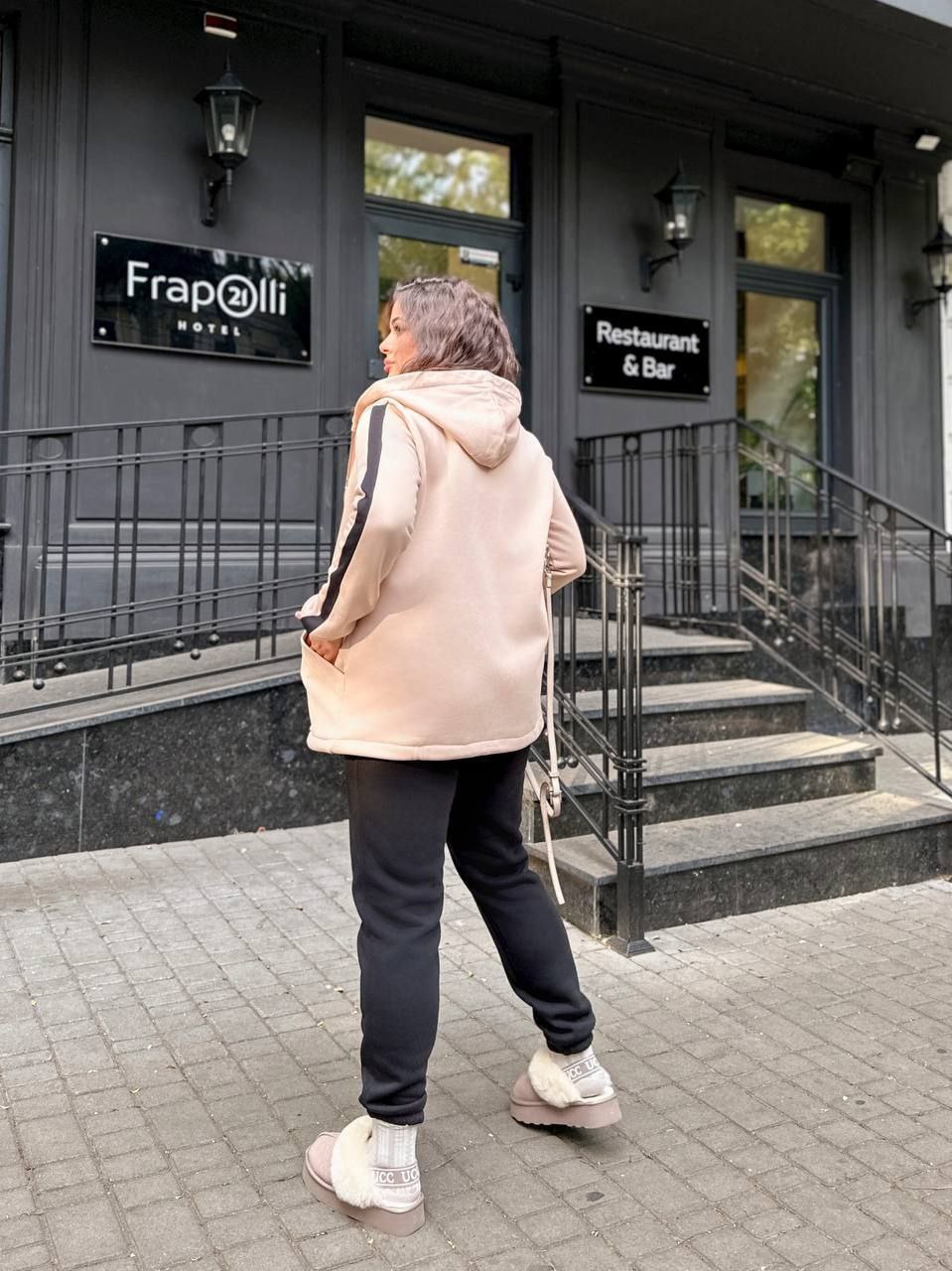 f6c04827-9bcf-11f0-8624-dee18ff4e8c0_2