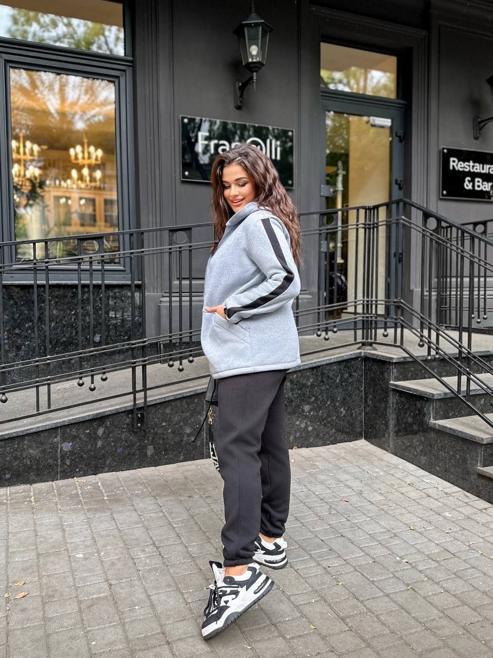 f6c04838-9bcf-11f0-8624-dee18ff4e8c0_1