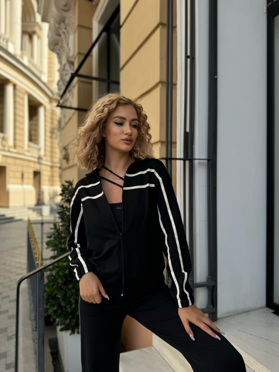 fbbfc6bd-d977-11ef-8621-dee18ff4e8c0_2