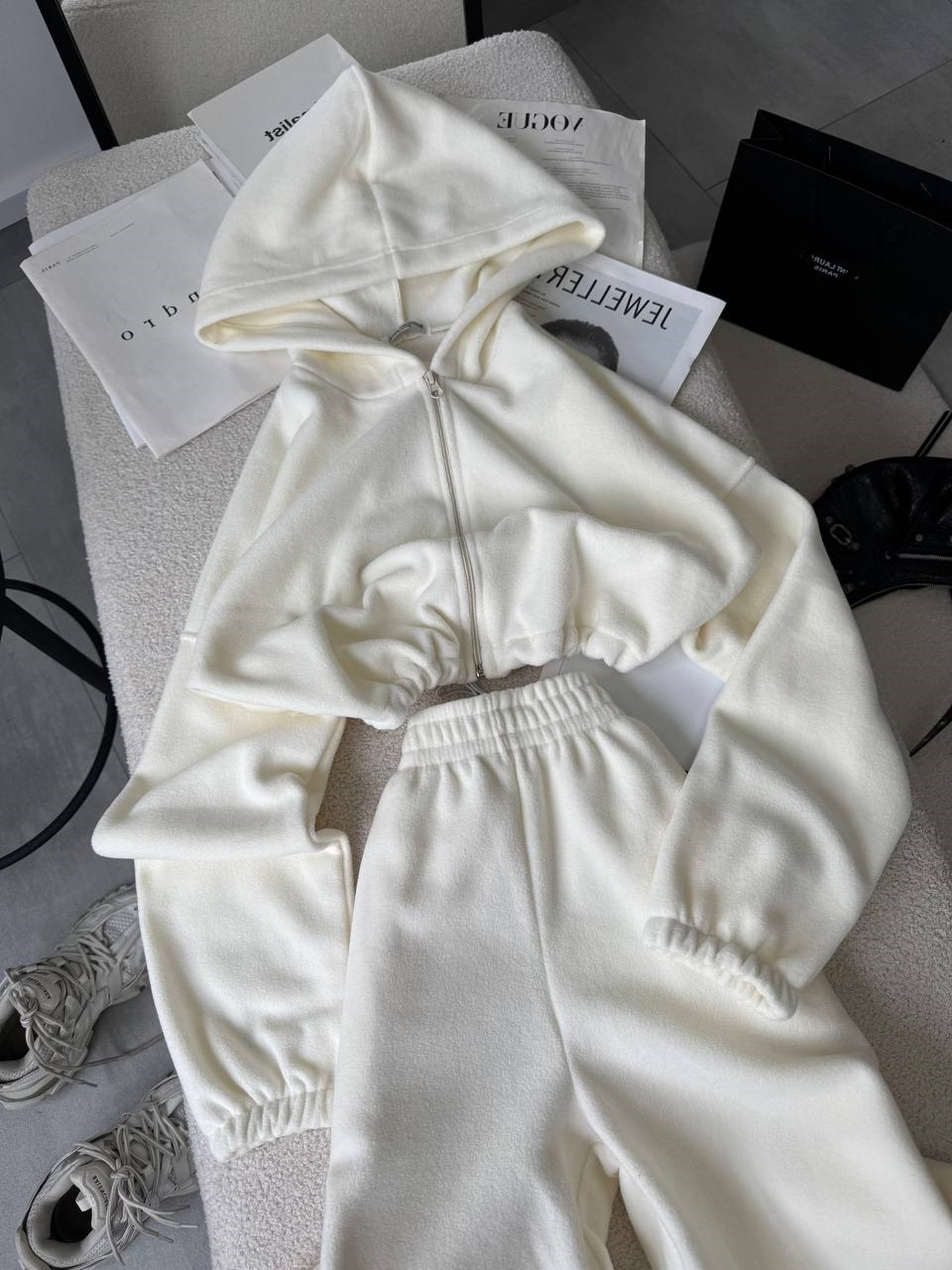 fc3b70b2-bf3c-11f0-8624-dee18ff4e8c0_3