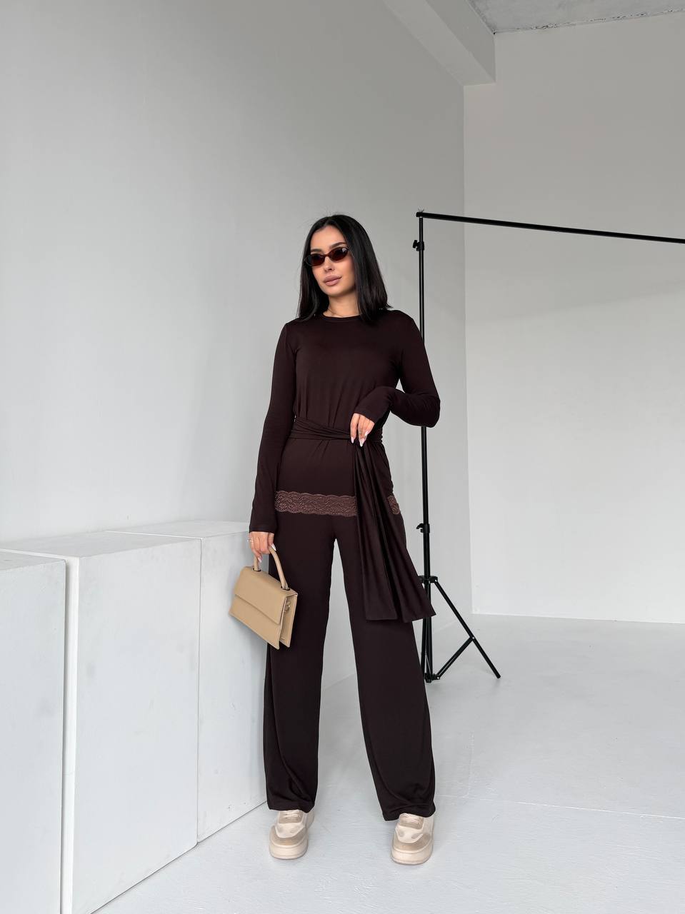 00f15b07-4e06-11f0-8622-dee18ff4e8c0_1