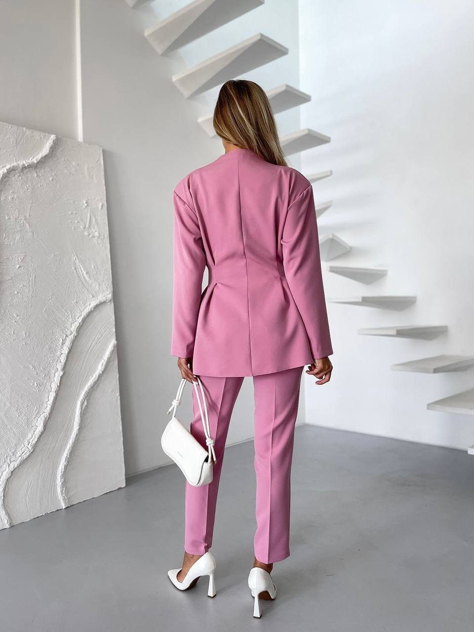 065a50a7-8bba-11f0-8624-dee18ff4e8c0_1