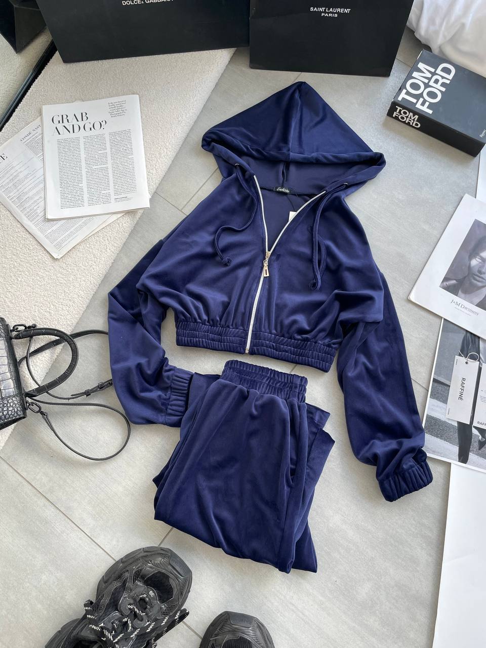 1665ca76-a3a7-11f0-8624-dee18ff4e8c0_1