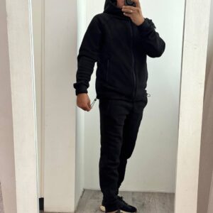 385272