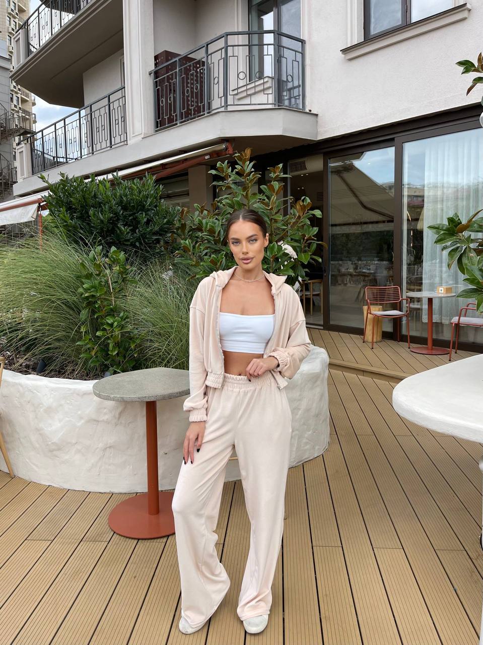 5c8c2937-0077-11f1-8624-dee18ff4e8c0_1