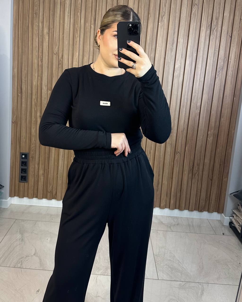 76beec7e-4934-11f0-8622-dee18ff4e8c0_2