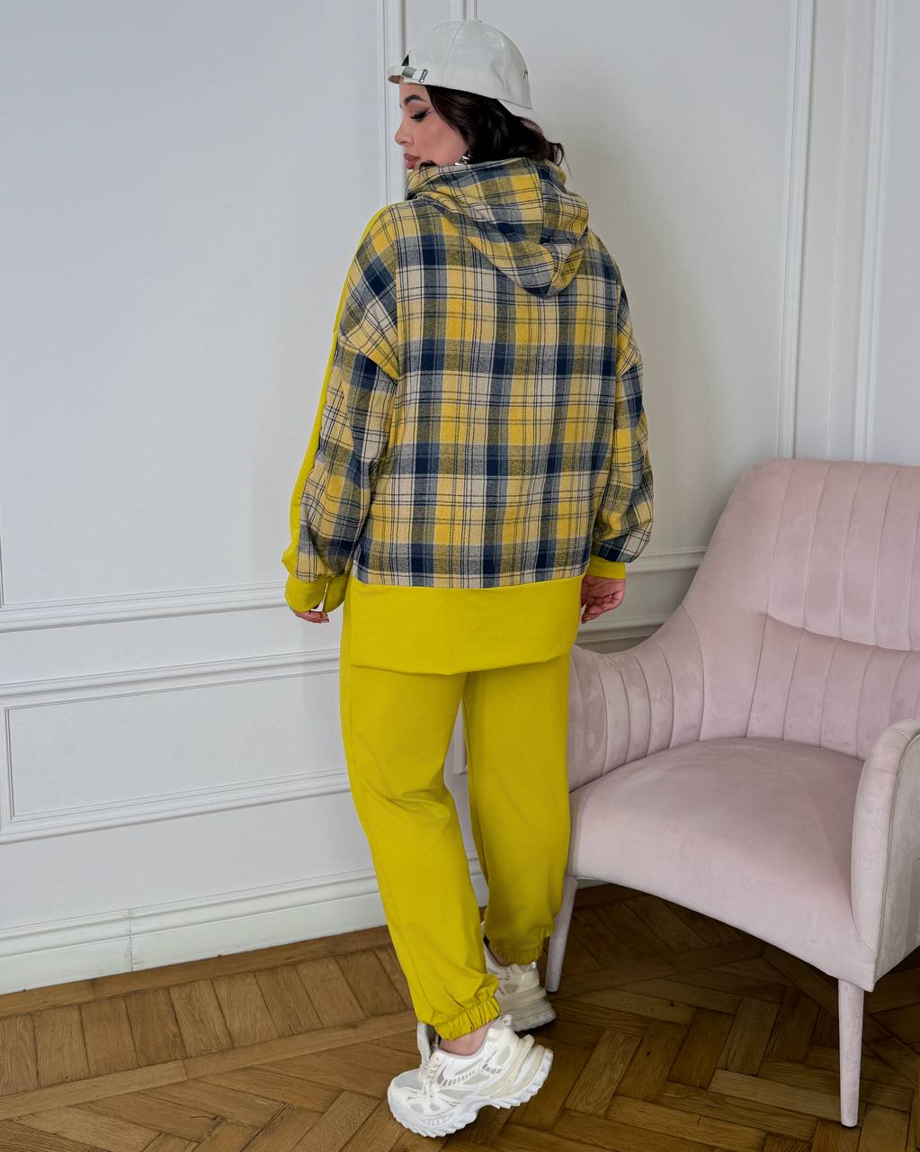 8095f012-22fe-11f1-8626-dee18ff4e8c0_1