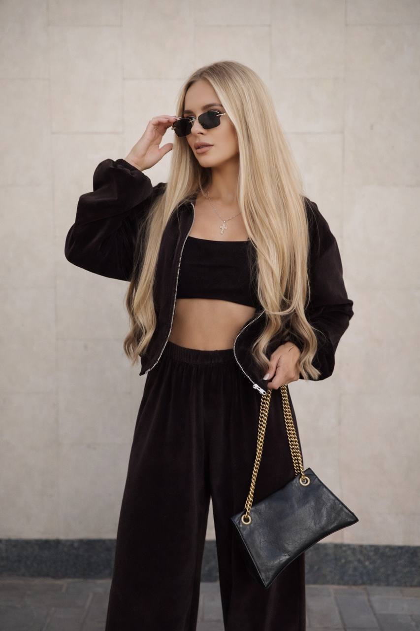 8d63fb89-f63a-11f0-8624-dee18ff4e8c0_1