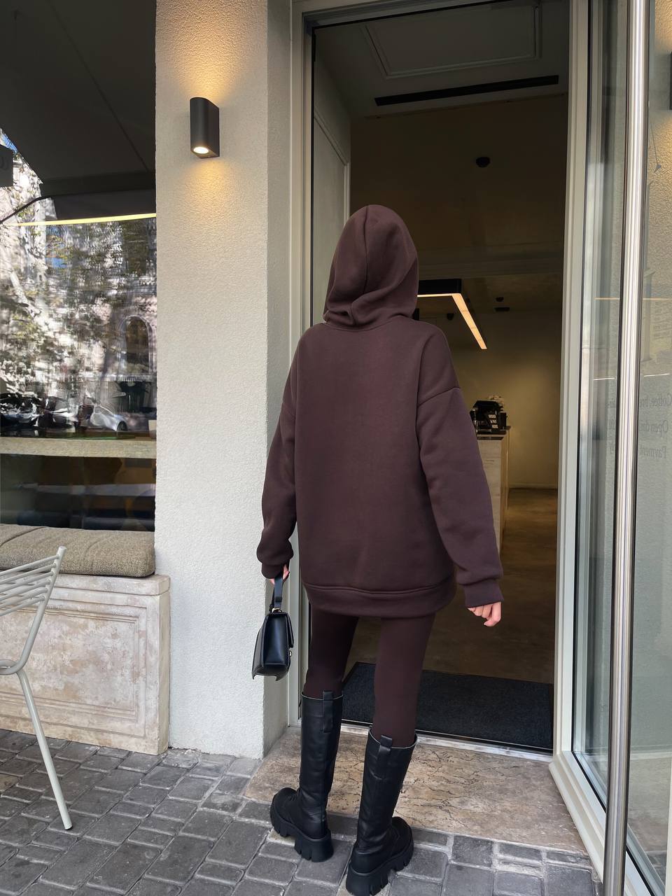 9855bef9-0073-11f1-8624-dee18ff4e8c0_2