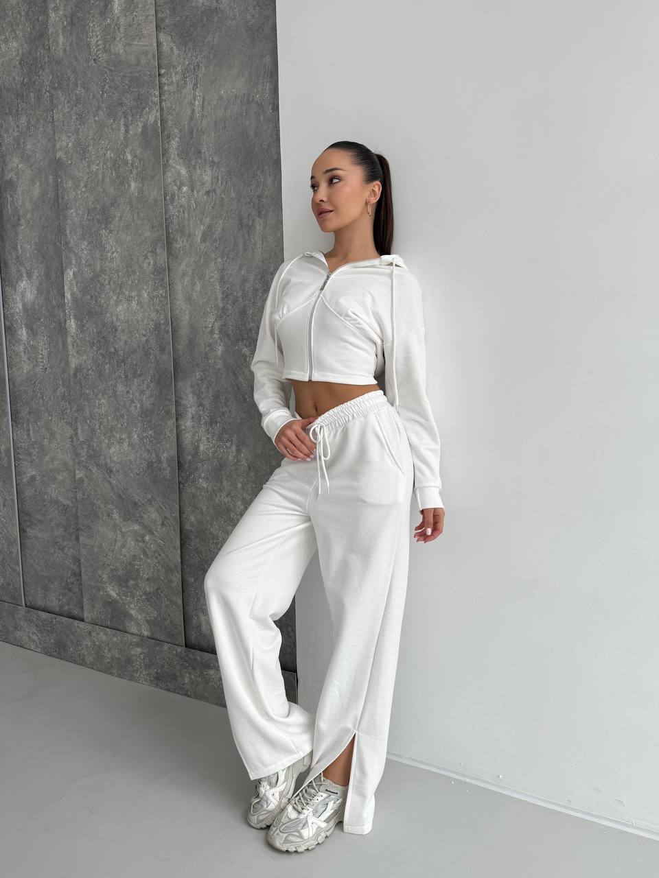 b2923648-16bb-11f1-8624-dee18ff4e8c0_2