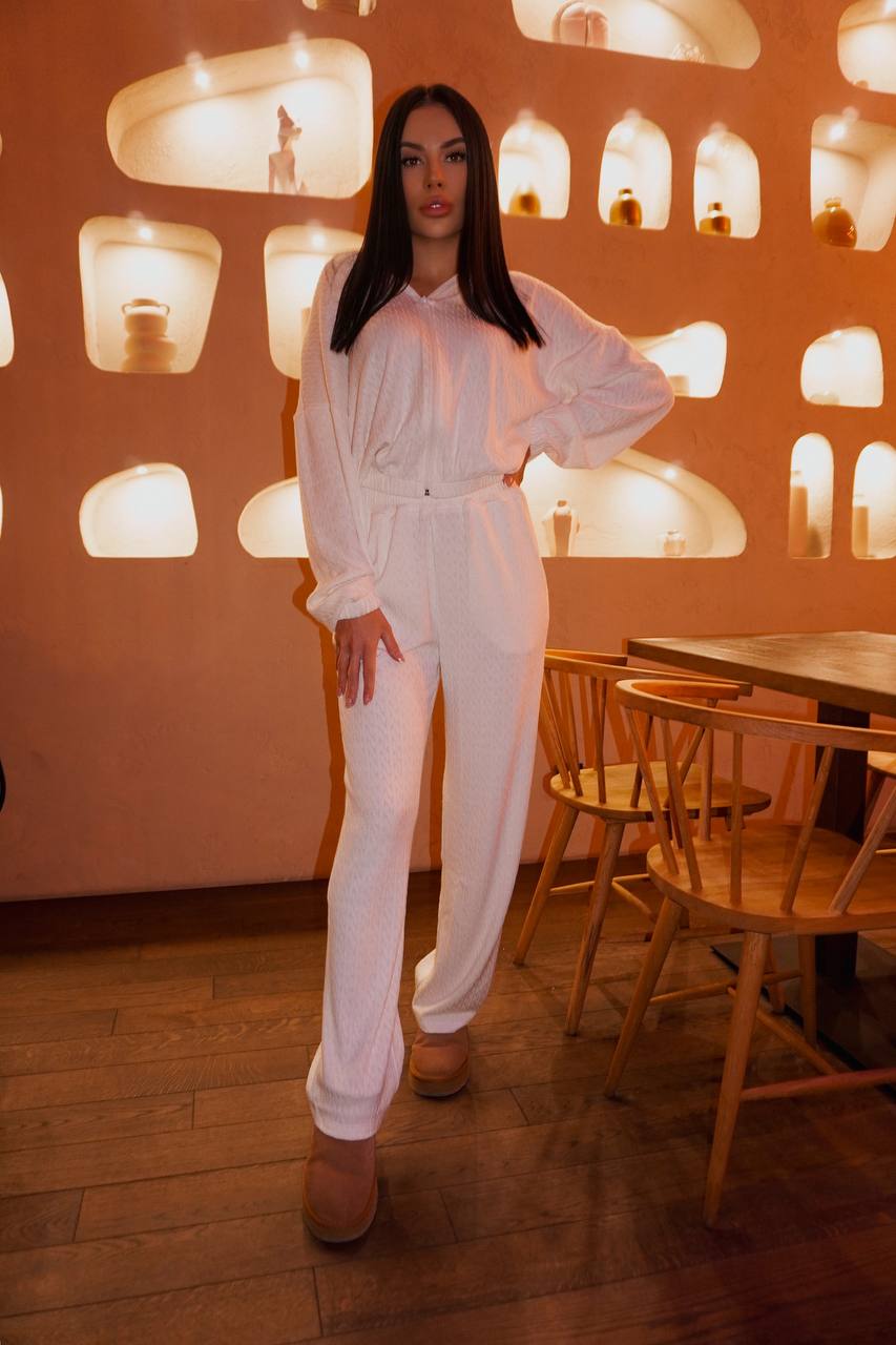 c1c68109-4bf1-11f0-8622-dee18ff4e8c0_1