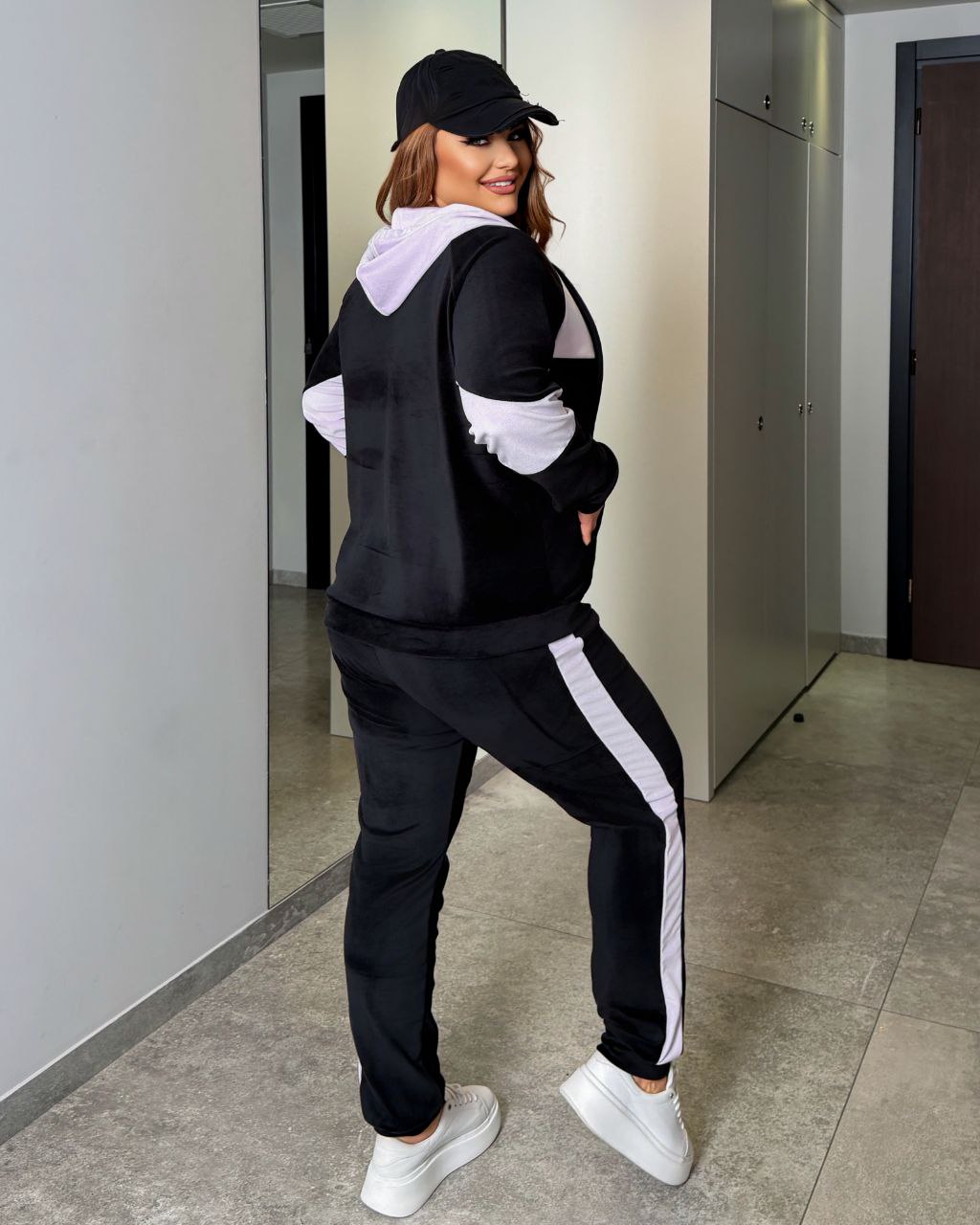 c9295787-f95e-11f0-8624-dee18ff4e8c0_2