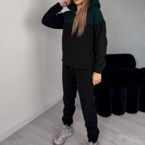 366033